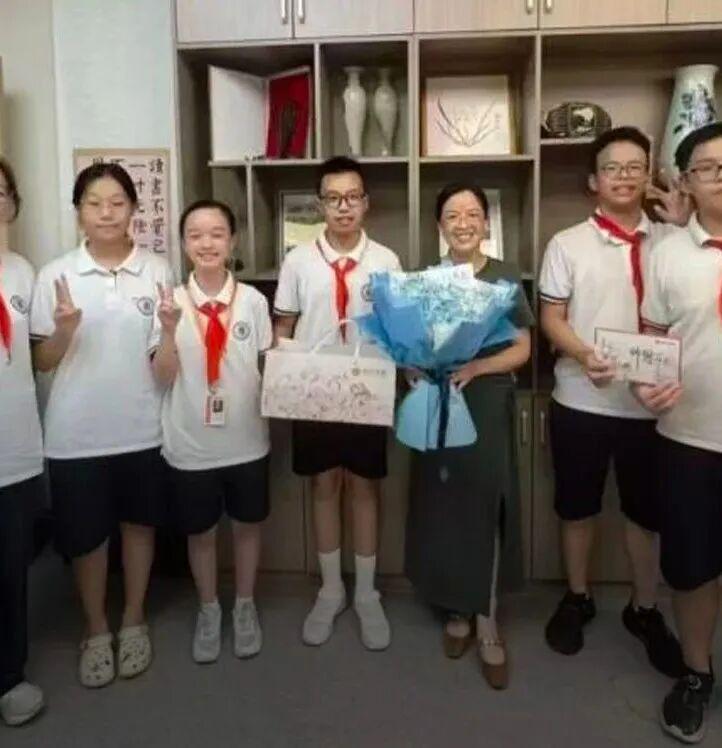 打了2场球,场均43分!丽水身高180+卷毛什么来头?| 浙BA最强殷